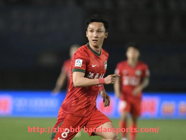 半岛体育-英超球衣上的红点设计元素介绍