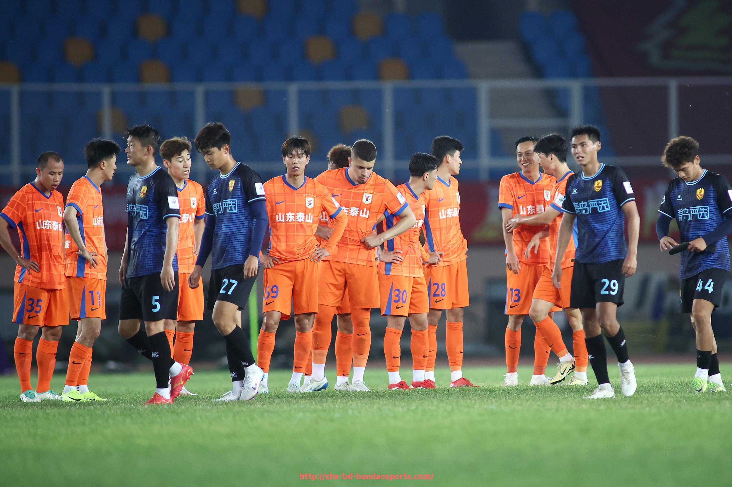 半岛体育-西甲联赛足球积分榜 每轮积分排名与动向